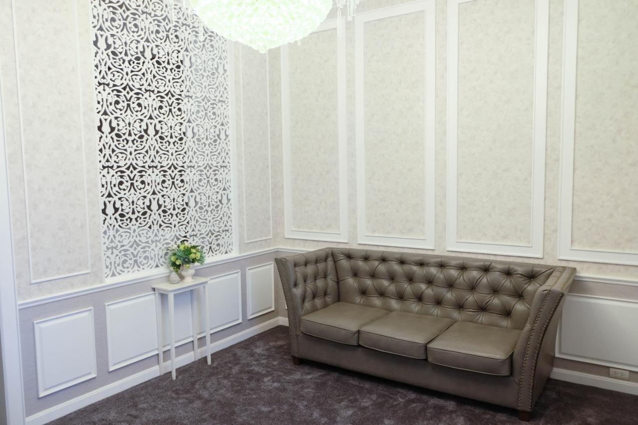 Varimantra Hotel ناخون باتوم المظهر الخارجي الصورة