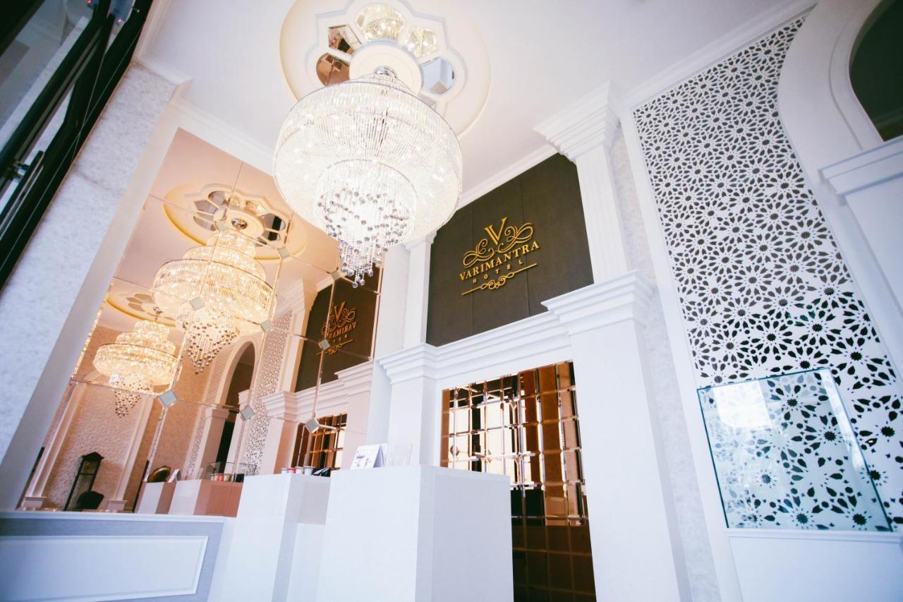 Varimantra Hotel ناخون باتوم المظهر الخارجي الصورة
